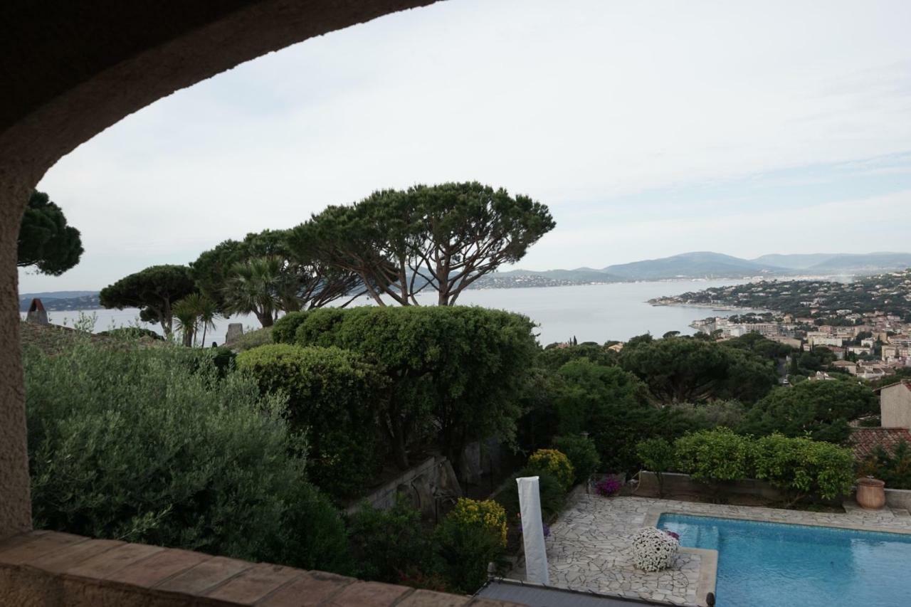 Villa Les Cades Sainte-Maxime Exterior foto